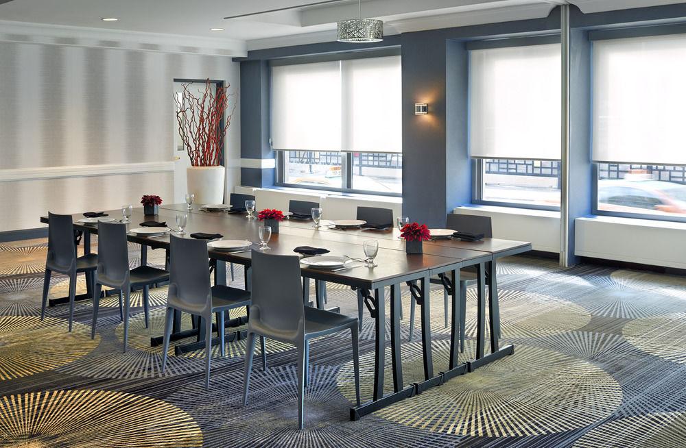 Courtyard By Marriott Toronto Downtown Hotel Eksteriør billede